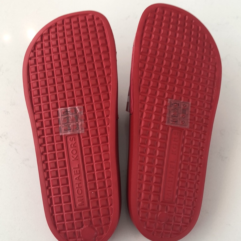 Brand New Red MK Red Flats ! ♥️♥️ - Picture 4 of 5